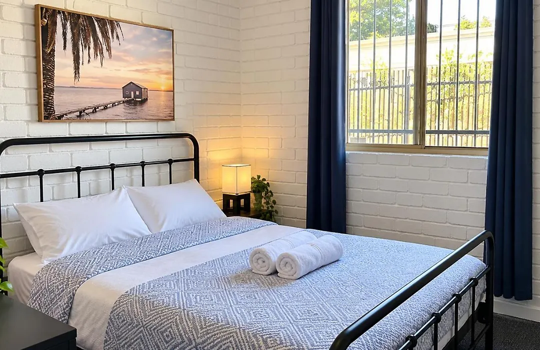 Shiralee Hostel -Note - Valid Passport Required To Check In-1